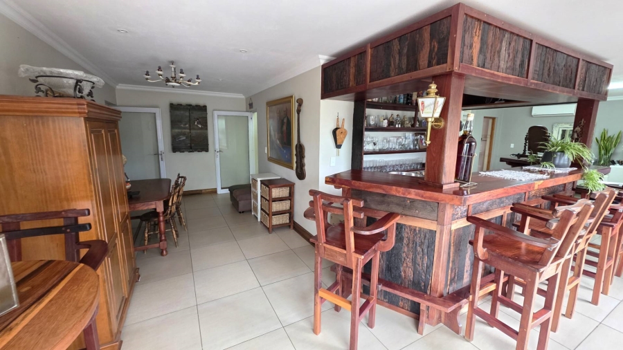 3 Bedroom Property for Sale in Caribbean Beach Club North West